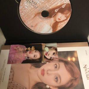 TWICE Feel Special Album